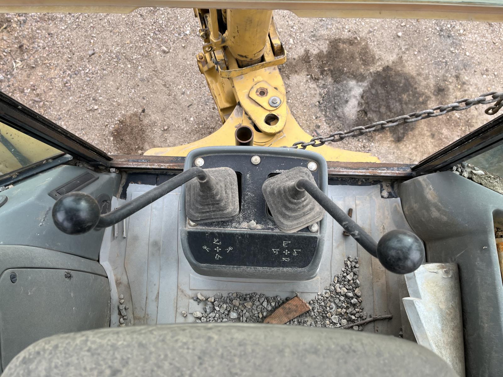 ./imagenes/INVOICE/2019/17259/RETROEXCAVADORA CATERPILLAR 416D (24).JPG